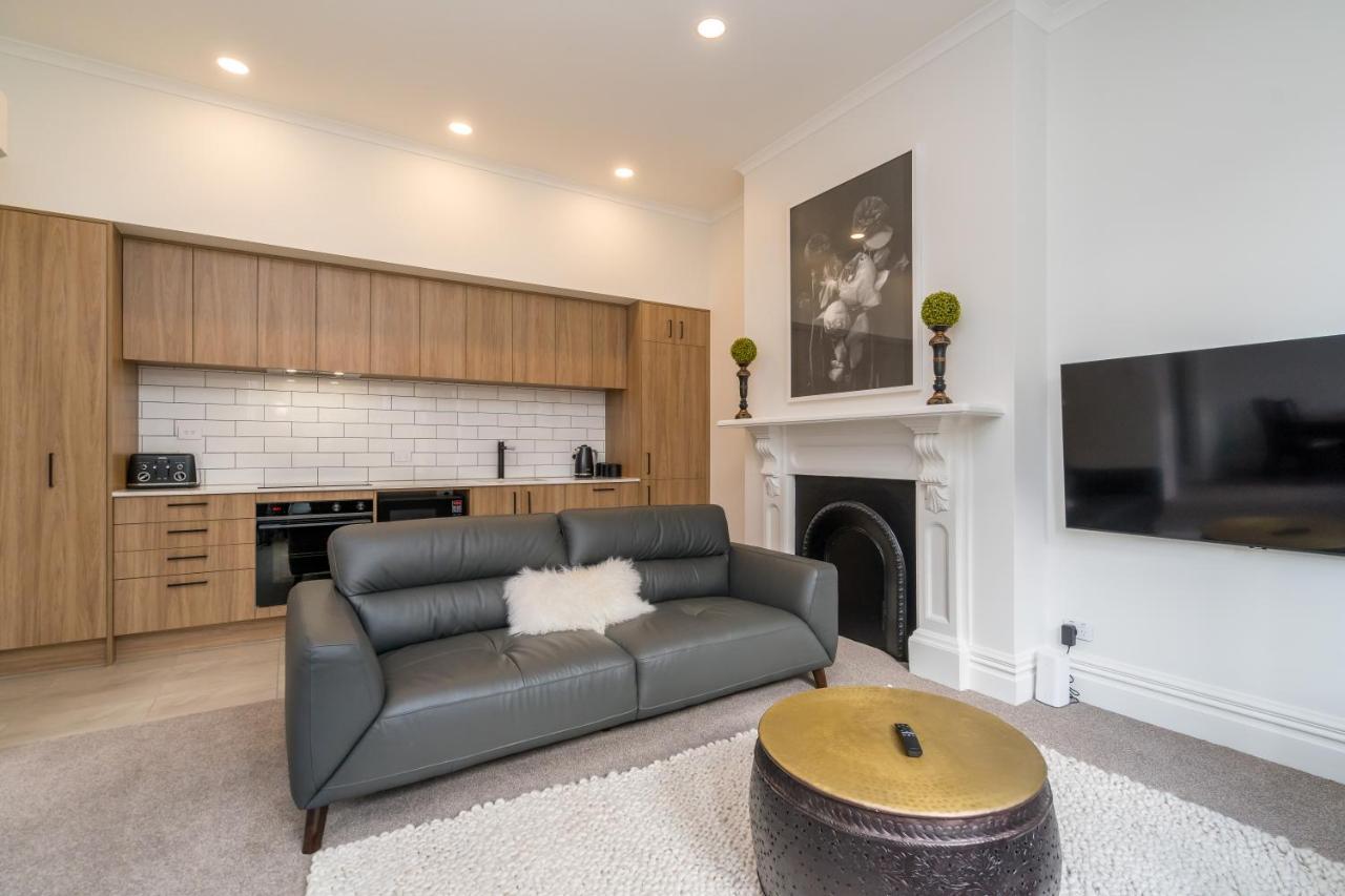 Inner City Executive Living On Stuart Street 但尼丁 外观 照片