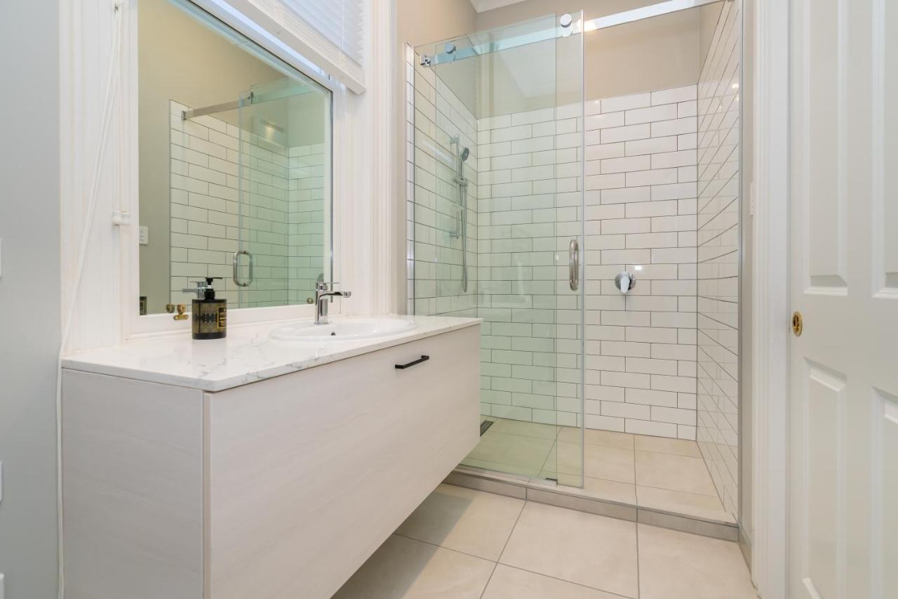 Inner City Executive Living On Stuart Street 但尼丁 外观 照片